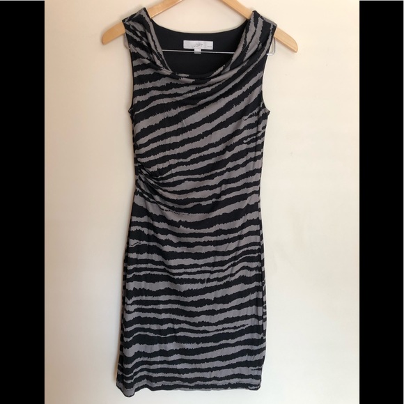 LOFT RUCHED SLEEVELESS STRIPED DRESS 👗 Size XSP - Picture 3 of 9